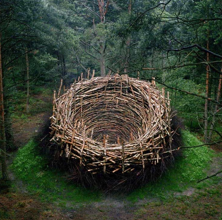 stick figure sculpture